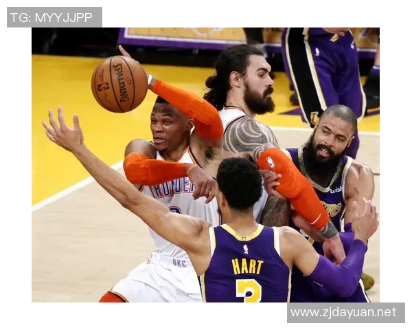 湖人三分雨倾泻而下雷霆无力抵挡惨遭大败 湖人三分雨倾泻而下雷霆无力抵挡惨遭大败