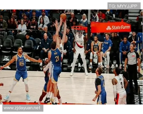 库里28分救主， 勇士118-111击败开拓者，杨瀚森9分带队惨败