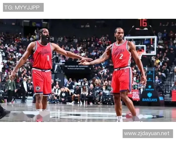 解说：快船输绿军没脾气 祖巴茨被遛着玩 本赛季布朗就是中投之神